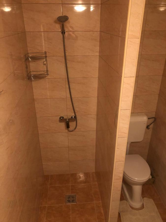 Agi Fogado Appartement Kisujszallas Buitenkant foto