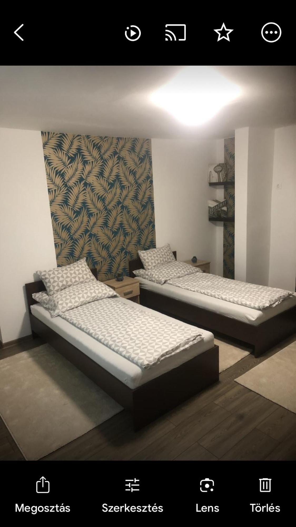 Agi Fogado Appartement Kisujszallas Buitenkant foto
