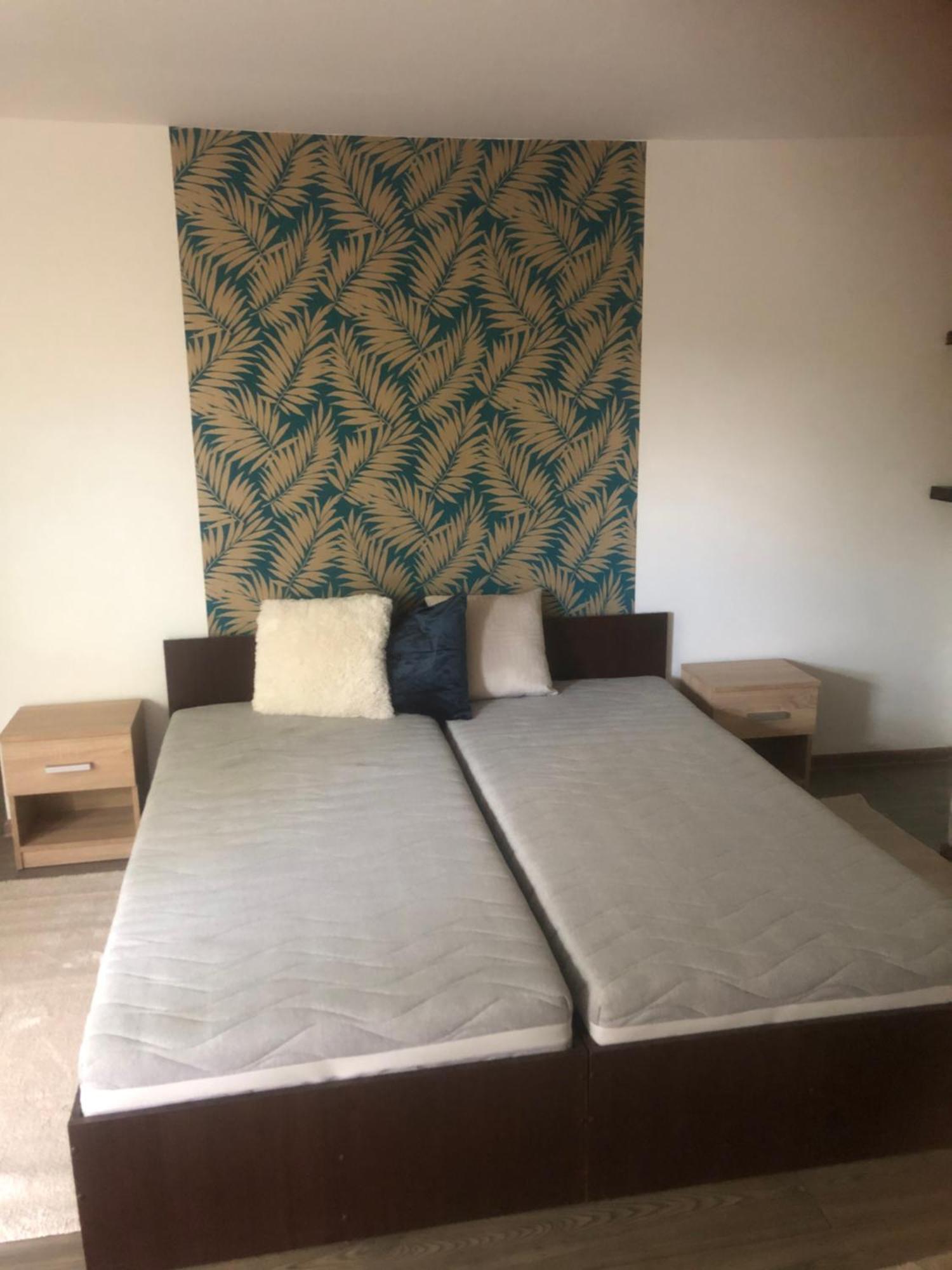 Agi Fogado Appartement Kisujszallas Buitenkant foto